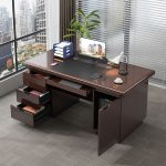 1.4 meters executive office table - Image 3