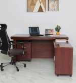 1.4 Meters executive office desk - Image 5