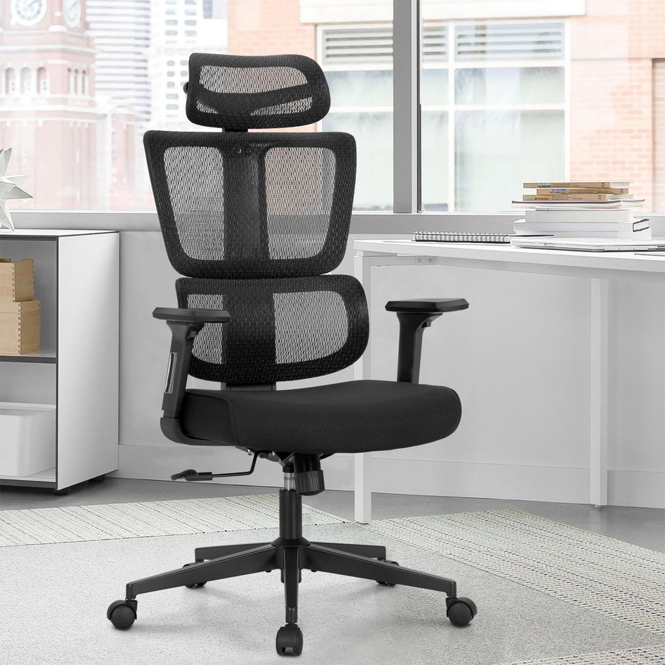 367628248_6465984986824424_5491017598432702460_n.jpg R5 high-back orthopedic office seat - Image 1