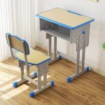 Kid's Desk & Chair Set - Image 4
