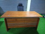 1.6 Meters executive office desk (Pure high quality wood finish with an additional side drawer) - Image 4