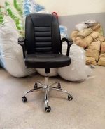 Executive leather seat