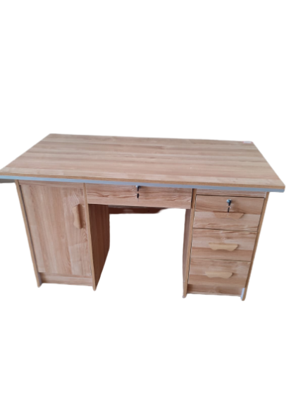 1.4M Executive office desk